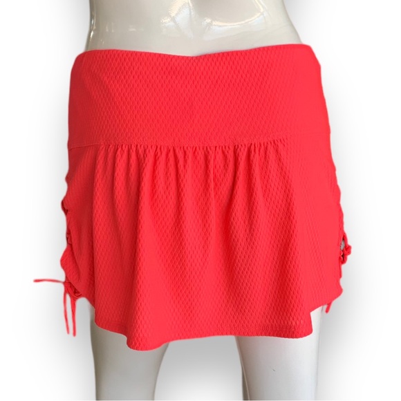 LUCK IN LOVE BRIGHT CORAL TENNIS, PICKLE BALL, GOLF SKORT. WOMEN’S SIZE L (12) - Picture 2 of 5
